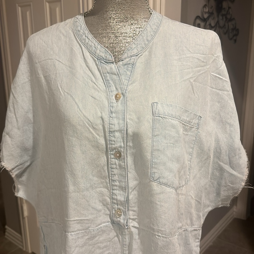 Women's Romper Show me your mumu Large Light Denim distressed hem and arms - Picture 3 of 9